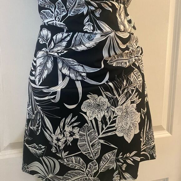 New Denim & Co Beach Wrap front Swim Dress Sz 18 Black Tropical - Picture 4 of 7